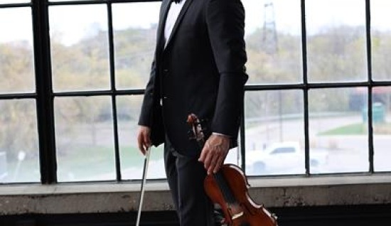 Why Choose a Toronto Electric Violinist for Your Event